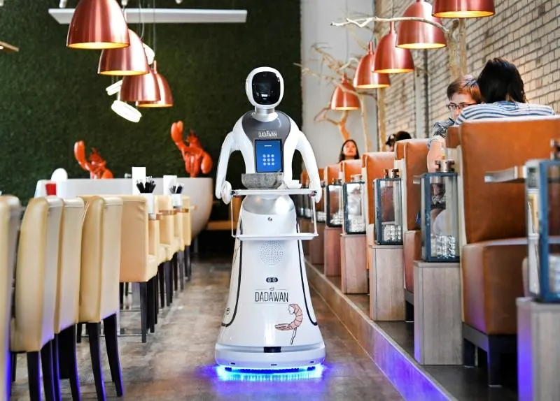 طرح توجیهی رستوران رباتیک