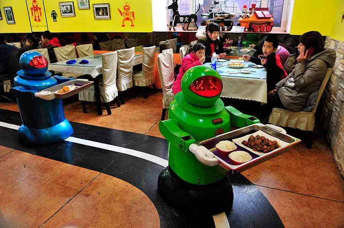 دربارۀ رستوران رباتیک، تاریخچه، انواع